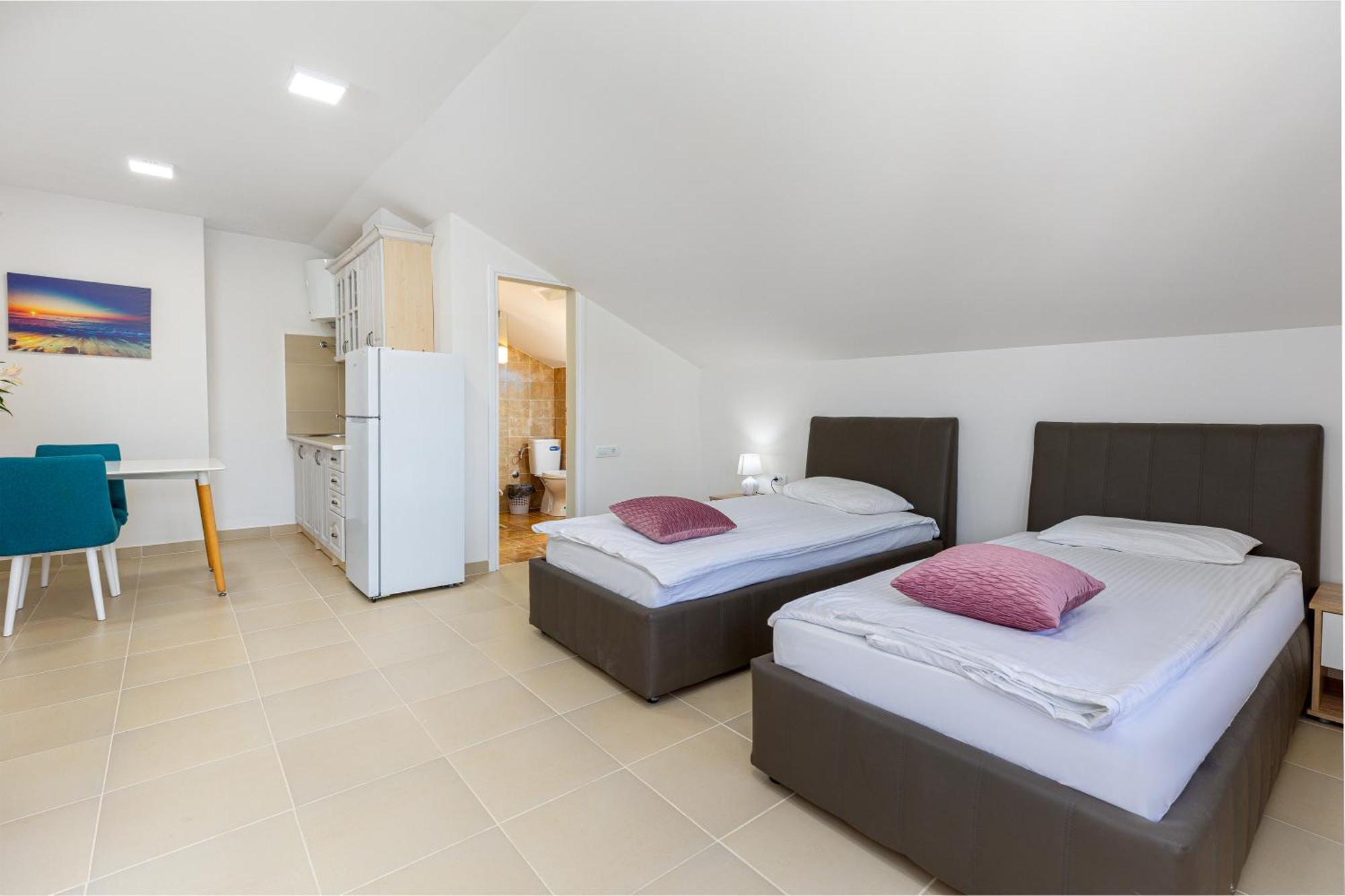Apartments Lustica Radovici Phòng bức ảnh