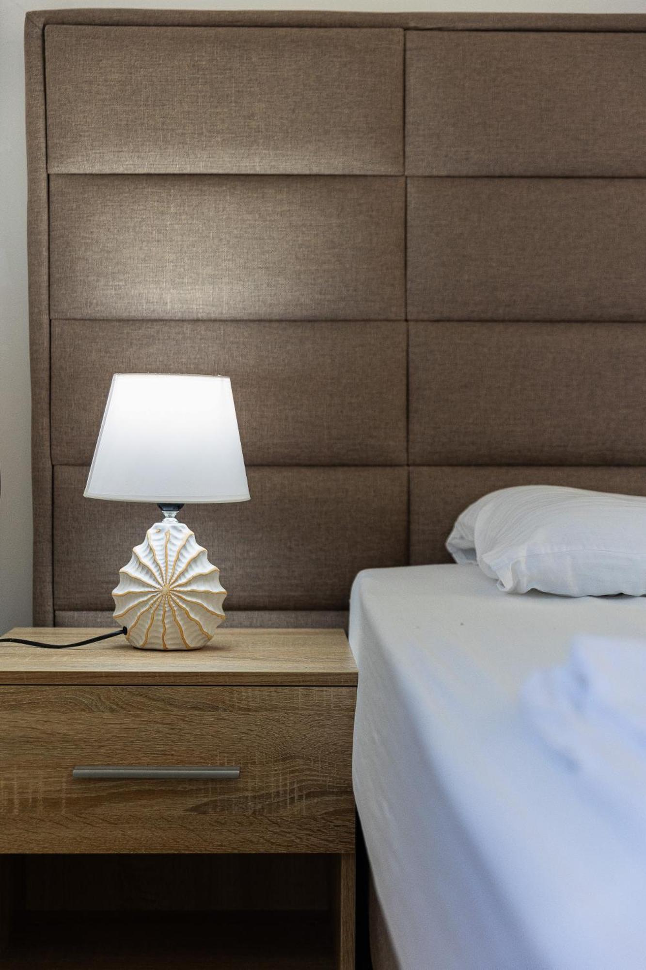 Apartments Lustica Radovici Phòng bức ảnh
